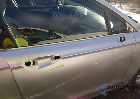 2017 Ford Fusion S из США, поврежденный, VIN 3FA6P0G75HR300997